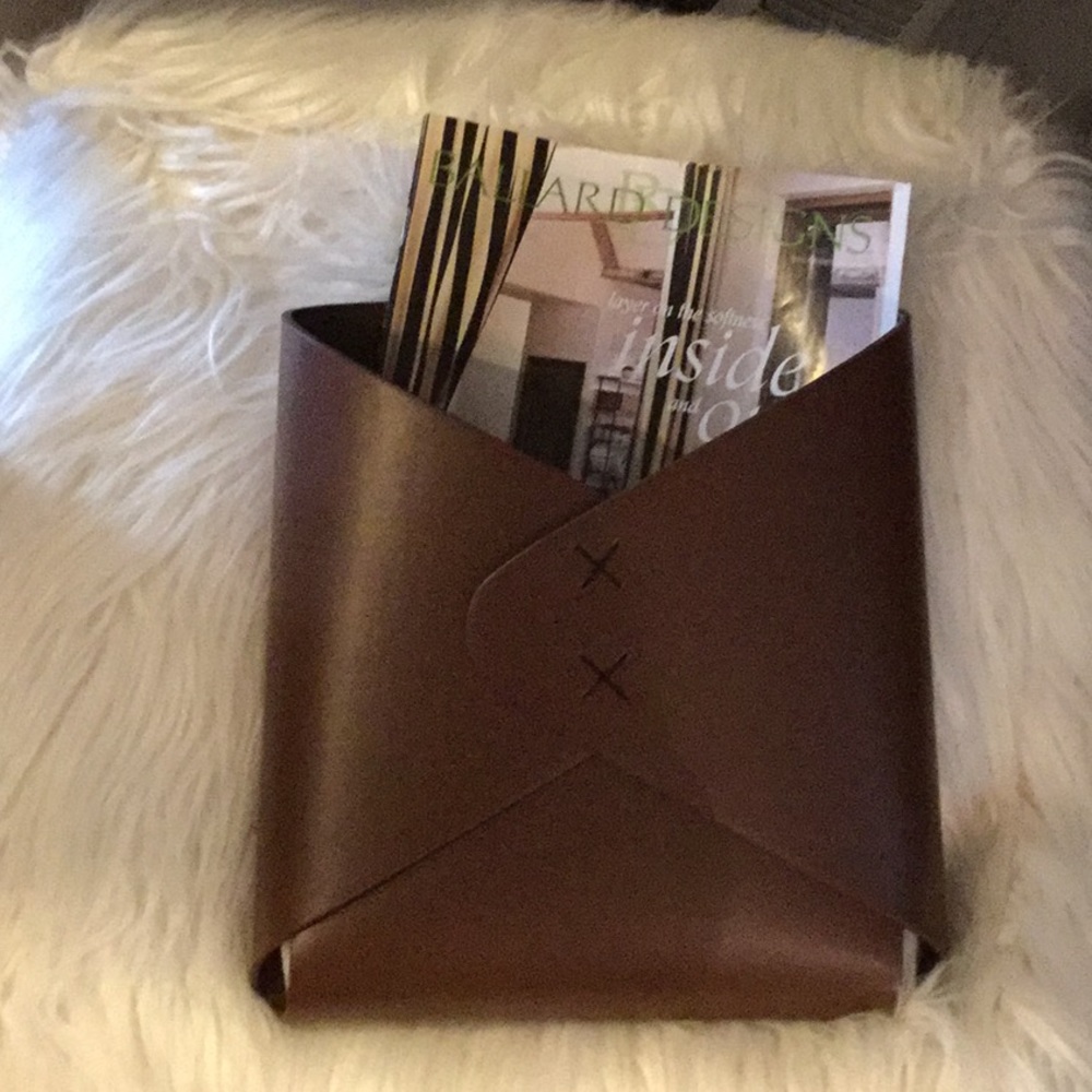 Leather Magazine Pouch - Picture 3 of 3
